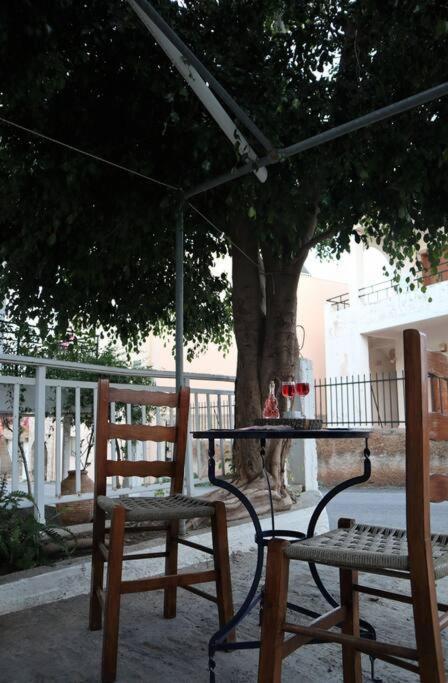 Sophie'S Traditional Hospitality Appartment Monemvasía Buitenkant foto